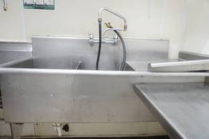 lot 25 image: Stainless Steel 3 Section Sink wcorner shelf