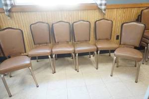 lot 103 image: Dining Room Chairs (6ct)