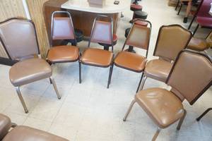 lot 105 image: Dining Room Chairs (6ct)