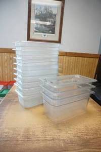 lot 119 image: Clear Polycarbonate 13 Food Pan w1 lid (shallow & deep)