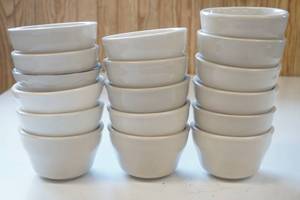 lot 141 image: Stoneware Soup Cups (17ct)