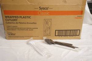 lot 198 image: Open Case Wrapped Plastic Cutlery
