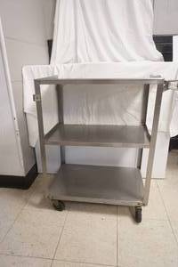 lot 222 image: Metal Bus Cart