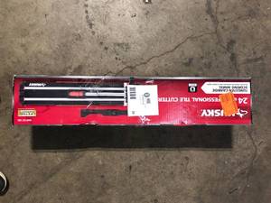 lot 20 image: Husky 24 in. Tile Cutter with Tungsten Carbide Blade and Adjustable Gauge Customer Returns See Pictures