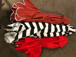 lot 45 image: Lot of Assorted Patio Umbrellas Various Models and Conditions   Customer Returns See Pictures