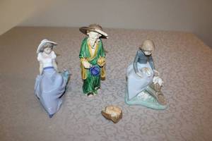 lot 36 image: Lot of 3 Porcelain Figurines with Decorative Themes