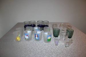 lot 70 image: Collection of Glassware Including Frosted Animal Glasses and Tumblers
