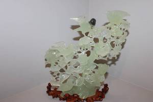 lot B-89 image: Jade-Style Carved Stone Sculpture with Birds on Wooden Base