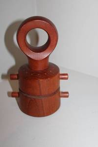 lot 90 image: Vintage Teak Wood Puzzle Box with Pegs