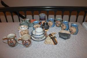 lot 96 image: Collection of Handcrafted Face Mugs, Ceramic Kitchenware, and Stone Coasters