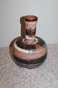 lot 103 image: Handmade Ceramic Vase with Swirled Brown and Black Glaze