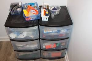 lot 110 image: Pair of 3-Drawer Plastic Storage Units with Mixed Household Items