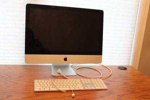 Apple iMac All-in-One Desktop Computer with Keyboard