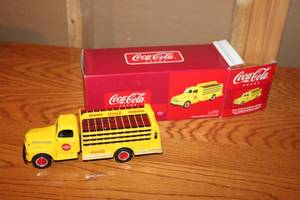lot 184 image: Coca-Cola 1951 Ford Bottling Truck Die-Cast Collectible with Box