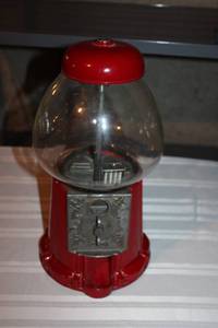lot 267 image: Vintage Red Metal and Glass Gumball Machine