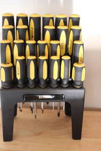 lot 280 image: Titan 20-Piece Screwdriver Set with Stand