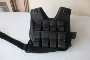 lot 305 image: Black Tactical MOLLE Vest for Airsoft Paintball or Training