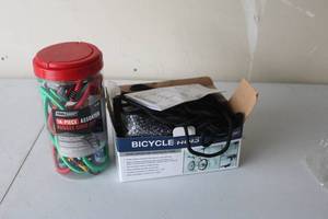 lot 347 image: Tool Shop 14-Piece Assorted Bungee Cord Set and Rope Bicycle Hoist