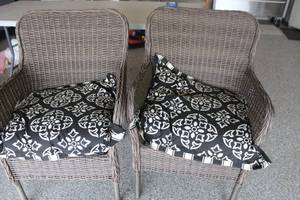 lot 356 image: Pair of Wicker Patio Chairs with Patterned Cushions