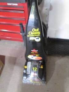 lot 272 image: Bissell Pro Heat carpet cleaning sh...