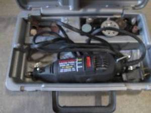 lot 286 image: Dremel Moto-tool model 285 with cas...