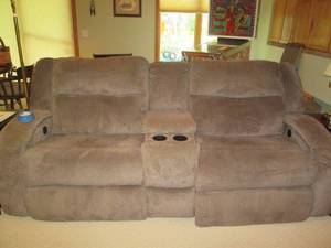 lot 14 image: Soft upholstered Electric reclining...