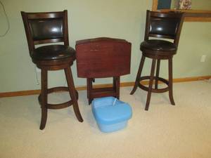 lot 37 image: 2oc Padded seat wooden swiveling ba...