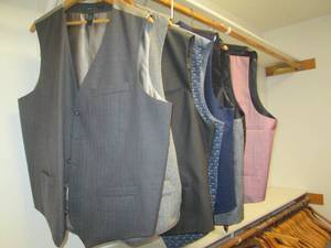 lot 74 image: 7 Mens XXL dress-up style vests. V...