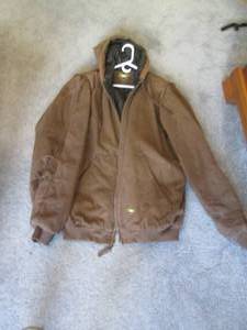 lot 83 image: Mens Berne insulated Carhartt styl...