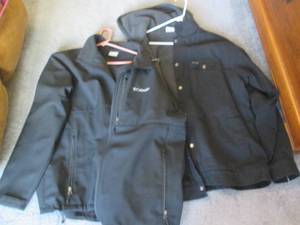 lot 84 image: Mens lightweight insulated Columbi...