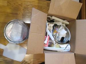 lot 336 image: Sant Andrea flatware, Pyrex bakewar...
