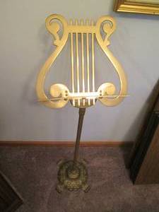 lot 351 image: Nice metal decorative music stand...