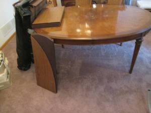 lot 356 image: Ornate table with a cover pad, incl...
