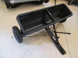lot 168 image: Agri-Fab pull-behind lawn and garde...