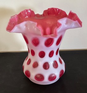 lot 61 image: Vintage Fenton Cranberry Coin Dot Ruffled Vase