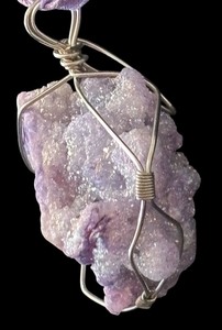 lot 89J image: Lavender Gemstone Wire Wrapped Pendant Necklace