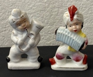 lot 95F image: Pair of Vintage 3 Inch Ceramic Hand Painted Musician Figurines