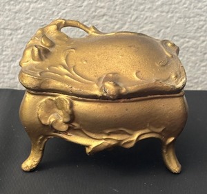 lot 106C image: Vintage Gold-Tone Coffin Jewelry Box with Floral Design