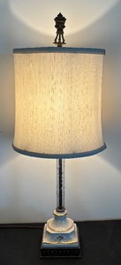 lot 186 image: Vintage Table Lamp with Ornate Finial