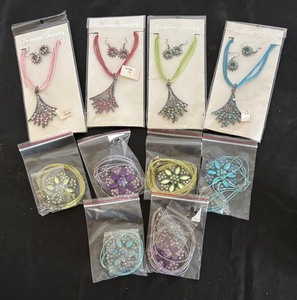 lot 287 image: Lot of 10 Fashion Jewelry Necklace and Earring Sets Assorted Colors