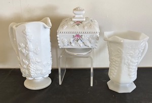 lot 288 image: Vintage Milk Glass Pitchers and Lidded Candy Dish Set