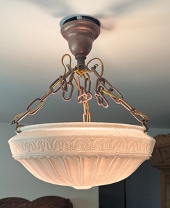 lot 296 image: Vintage Hanging Ceiling Light Fixture