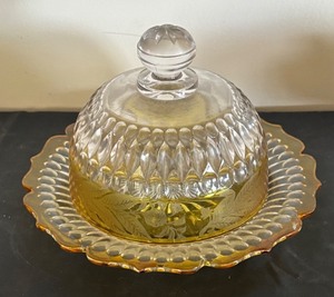 lot 255 image: Vintage Glass Butter or Cheese Covered Dish with Amber Trim