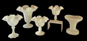 lot 203 image: Set of 5 Vintage White Milk Glass Vases with Ruffled Edges