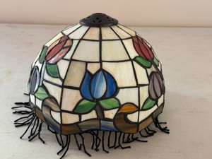 lot 314 image: Stained Glass Floral Lamp Shade with Beaded Fringe