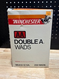 lot 4 image: 12 Gauge Wads