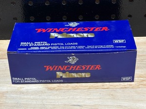 lot 19 image: Winchester Small Pistol Primers