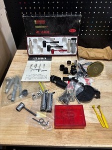 lot 65 image: Reloading Accessories
