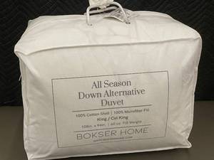 lot 7 image: Bokser Home All Season Down Alternative Duvet KingCal King 108x94