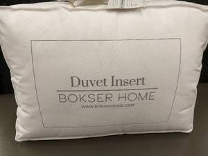 lot 22 image: Bokser Home Extra Warm Twin Down Alternative Duvet Insert 70x92